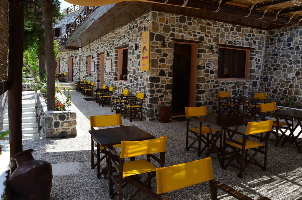 Romantzo Mandraki  Экстерьер фото